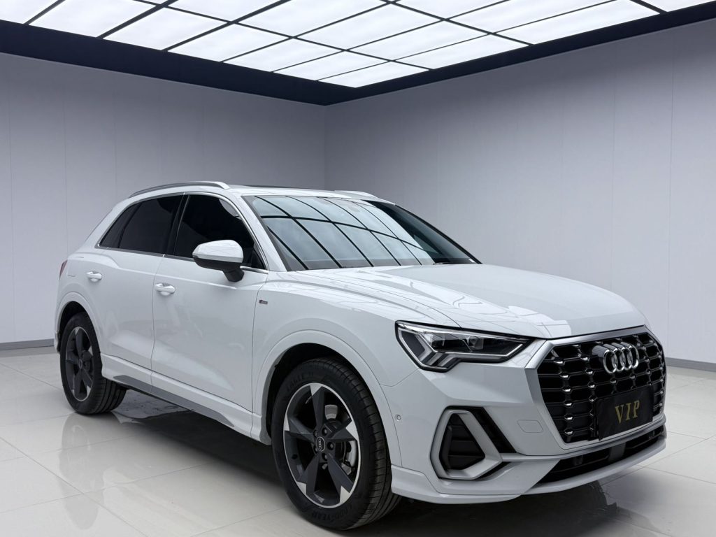 Audi Q3 2023 35 TFSI Sportline (1.4T) - Huishida Trading