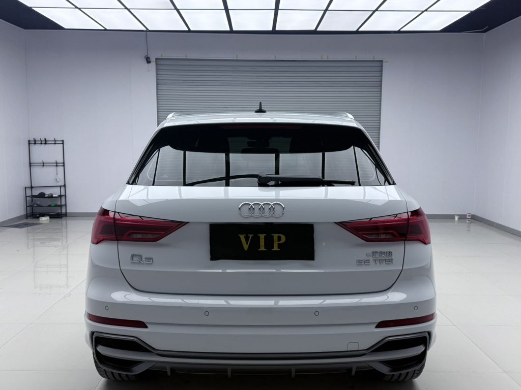 Audi Q3 2023 35 TFSI Sportline (1.4T) - Huishida Trading