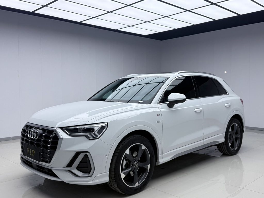 Audi Q3 2023 35 TFSI Sportline (1.4T) - Huishida Trading