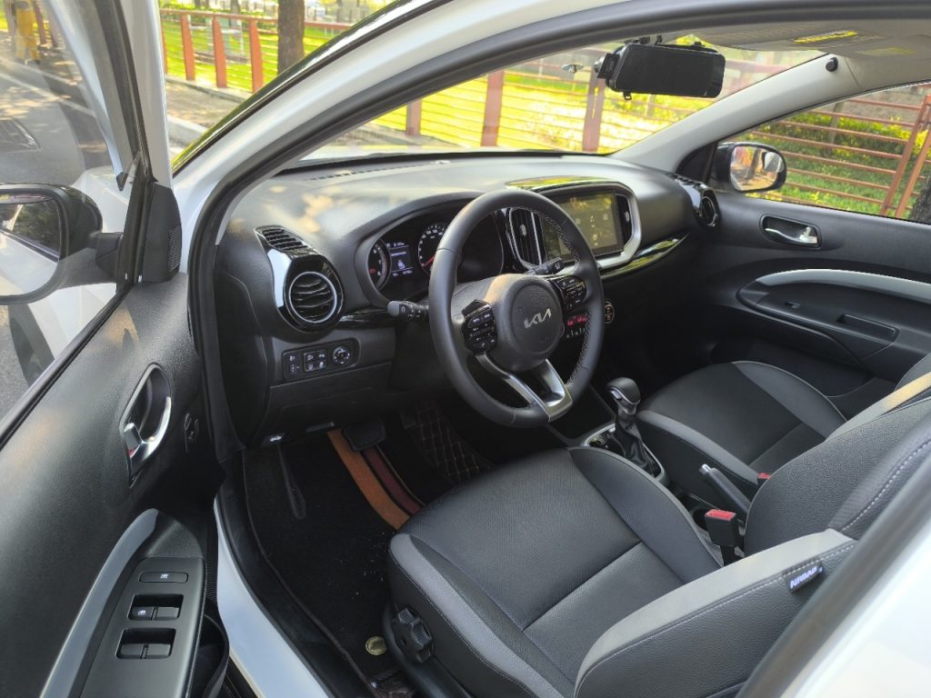 KIA KX1 Модель 2021 года, 1,4 л, CVT, версия с люком - Huishida Trading