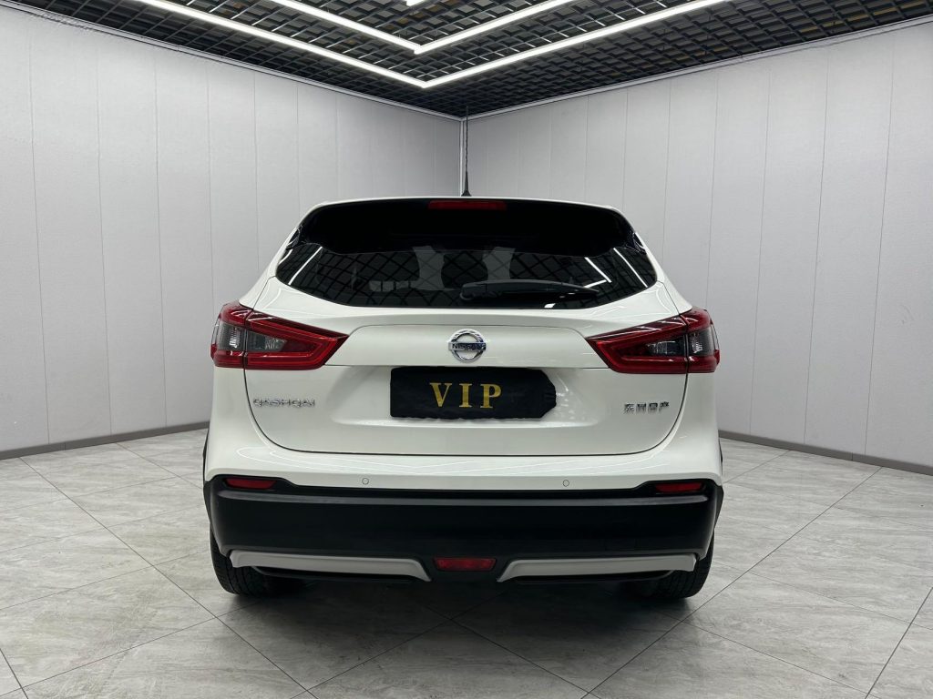 Nissan QASHQAI 2021 года 2,0 л CVT Luxury Edition - Huishida Trading