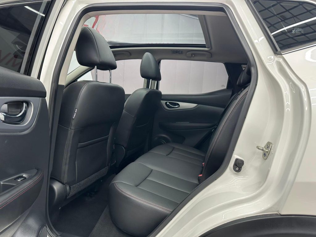 Nissan QASHQAI 2021 года 2,0 л CVT Luxury Edition - Huishida Trading