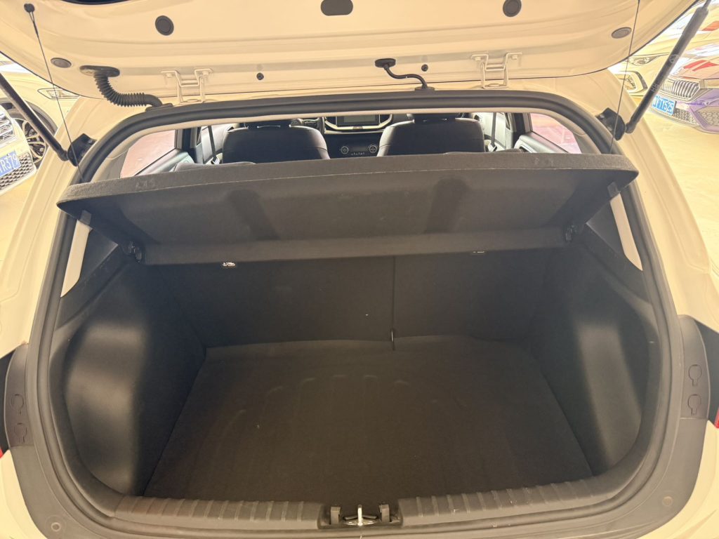 KIA KX1 2021 CVT Sunroof Edition - Huishida Trading