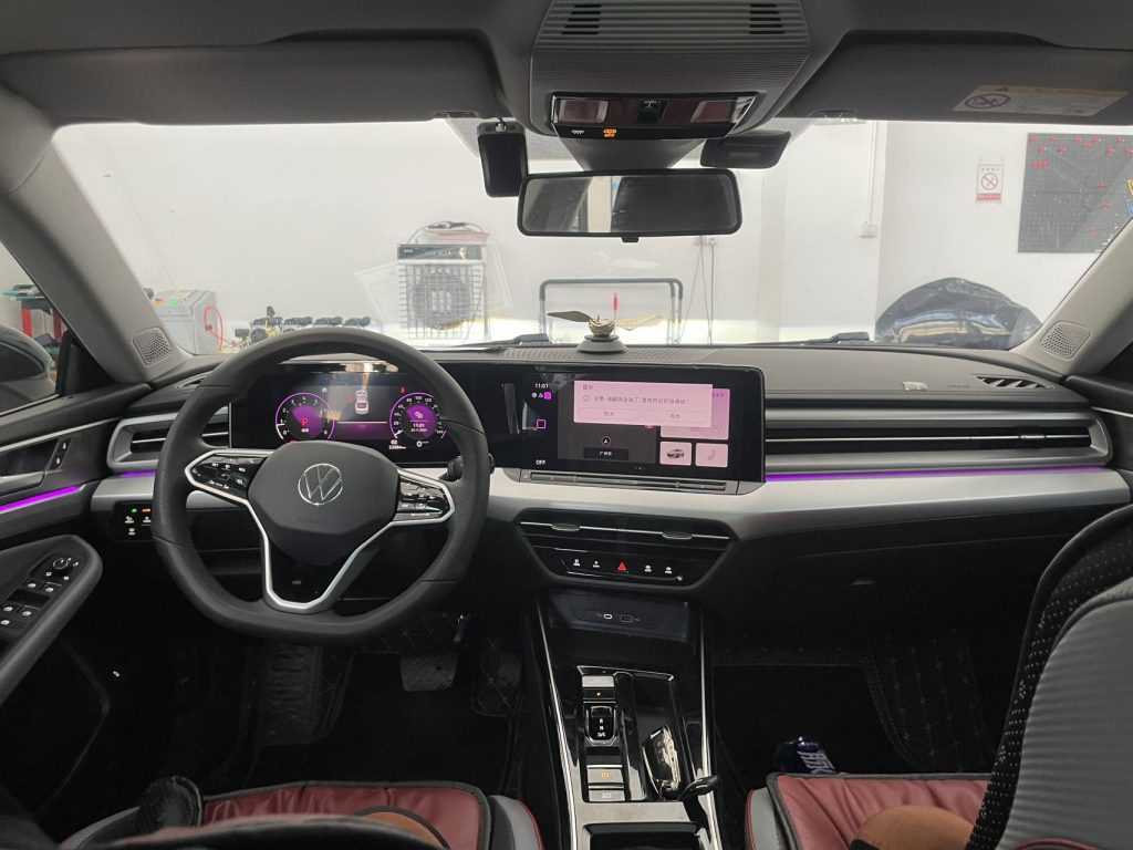 Volkswagen LAMANDO L 2022 280TSI DSG Cool Edition - Huishida Trading