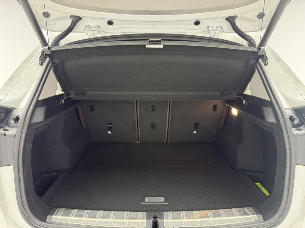 BMW X1 2021 sDrive20Li Fashion Edition - Huishida Trading