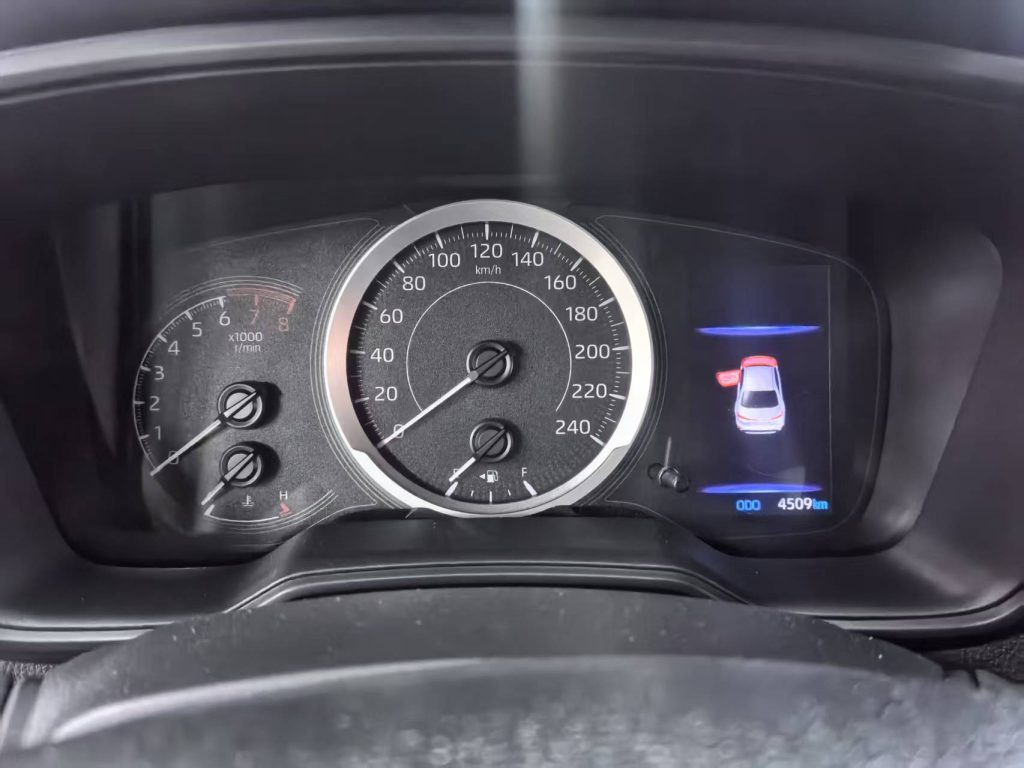 TOYOTA Levin Модель 2021 года 185T CVT Sport Edition - Huishida Trading