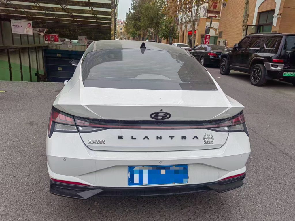 Hyundai Elantra 2021 1.5L CVTLUX Premium Edition - Huishida Trading