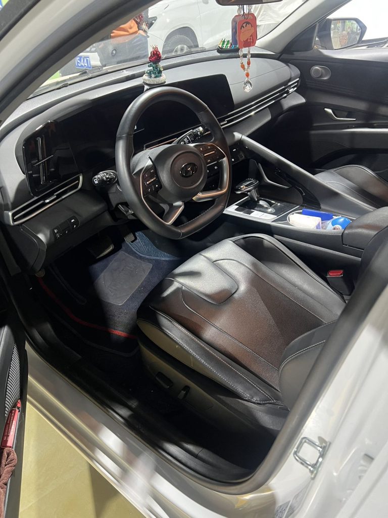 Hyundai Elantra 2021 1.5L CVTLUX Premium Edition - Huishida Trading