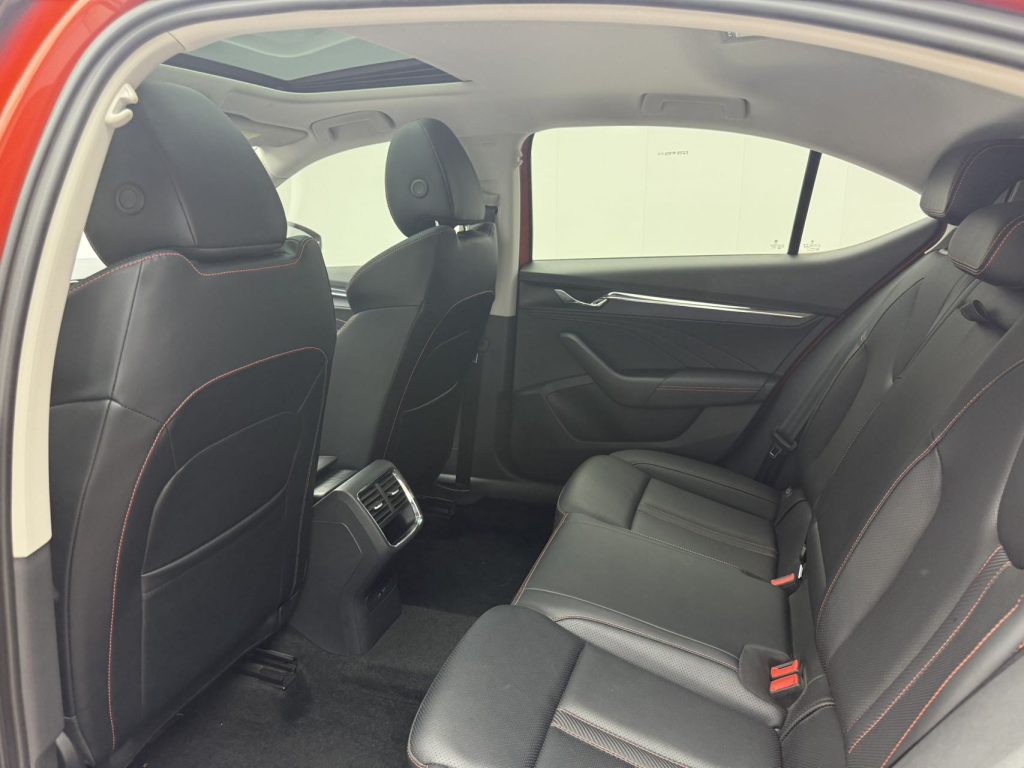 Skoda Octavia PRO 2021 модельный год PRO TSI280 DSG Flagship Edition - Huishida Trading