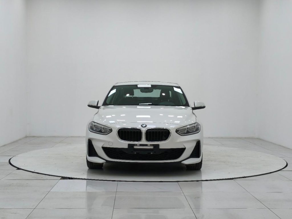 BMW 1 серии 2022 120i M Sport Edition - Huishida Trading