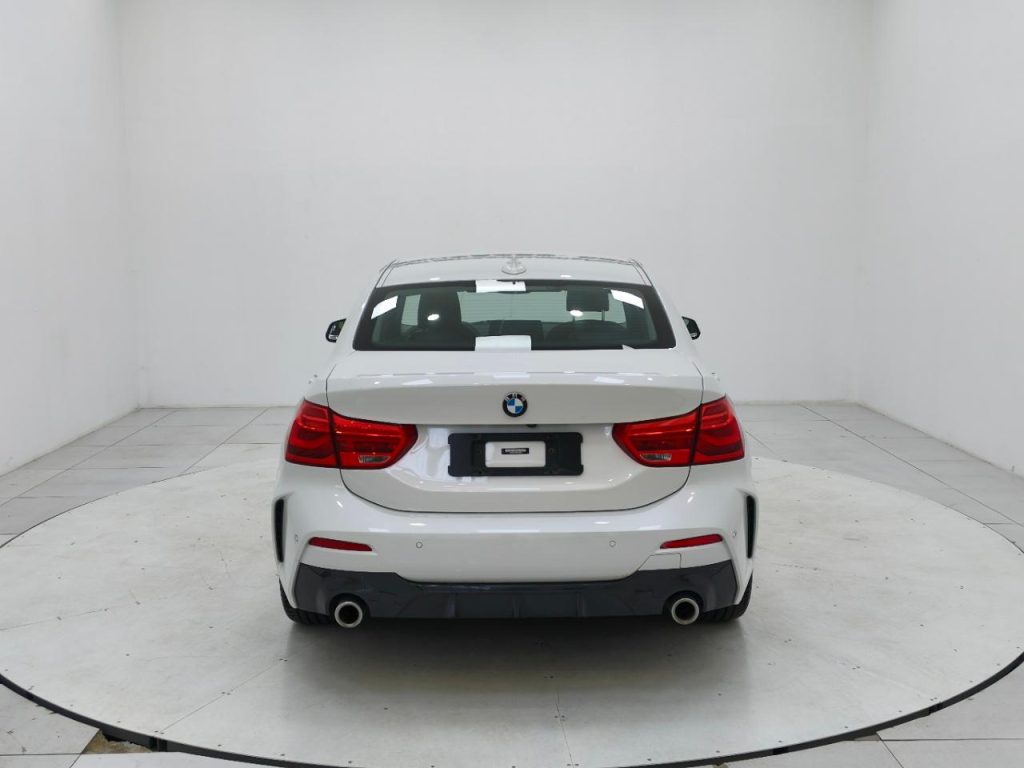 BMW 1 серии 2022 120i M Sport Edition - Huishida Trading