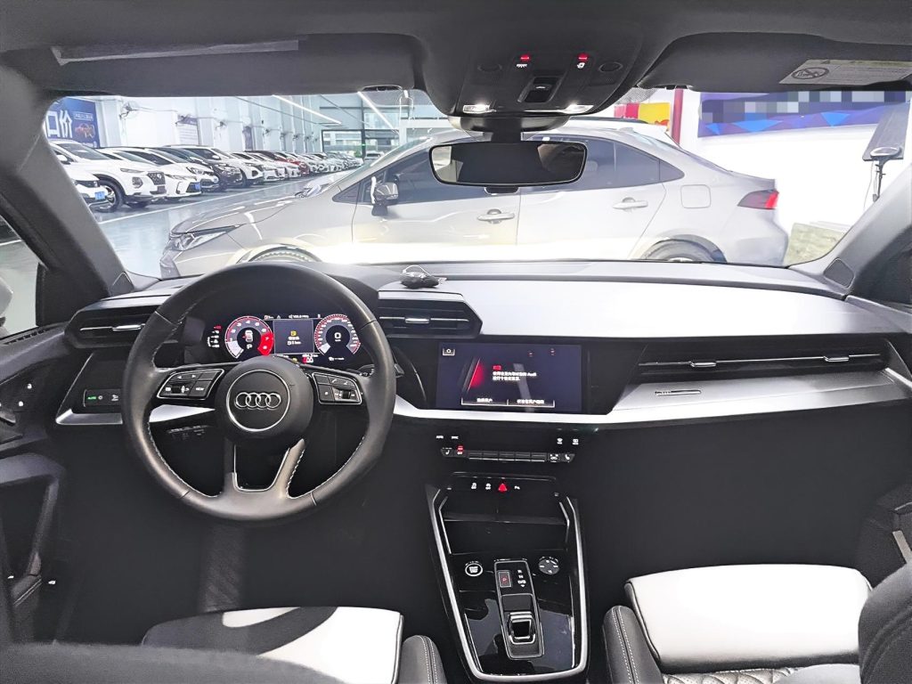 Audi A3 2021 Sportback 35 TFSI Sporty Style - Huishida Trading