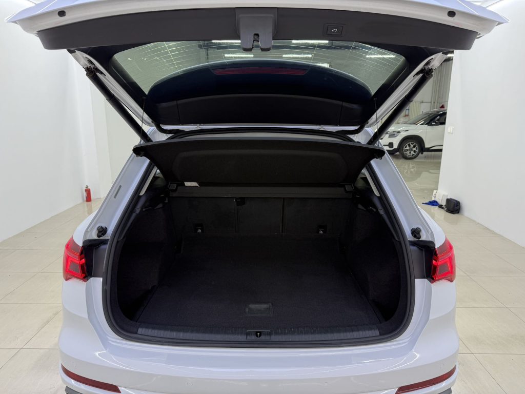 Audi Q3 2022 35 TFSI Sportline National VI - Huishida Trading