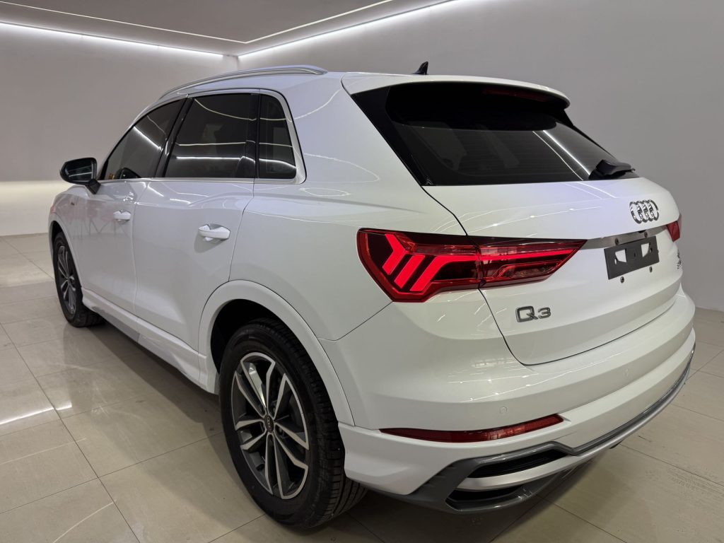 Audi Q3 2022 35 TFSI Sportline National VI - Huishida Trading