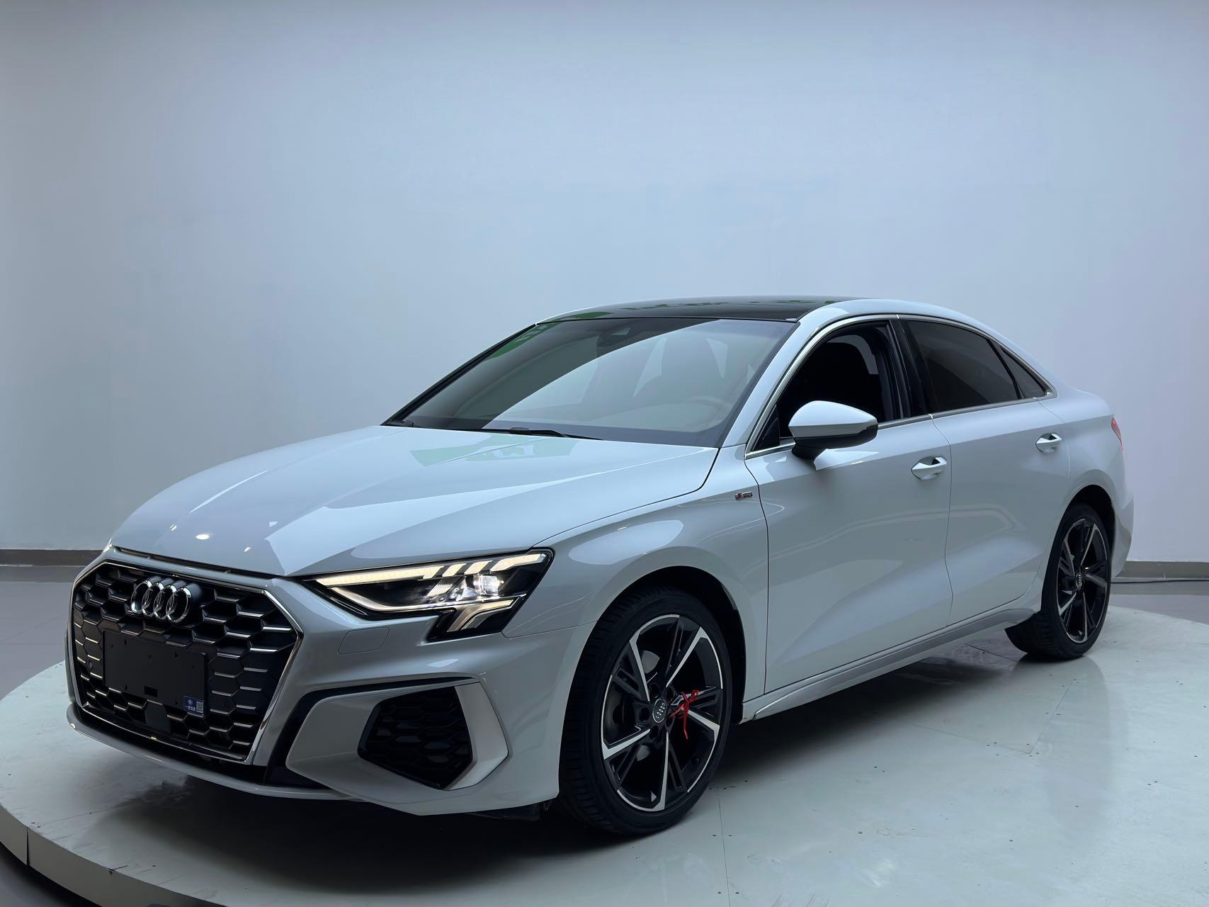 Audi A3  2021 года  A3L Limousine 35 TFSI Sportline