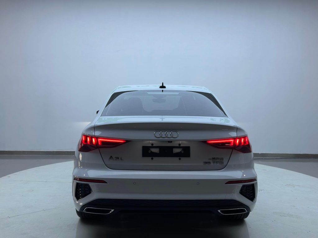 Audi A3 2021 года A3L Limousine 35 TFSI Sportline - Huishida Trading