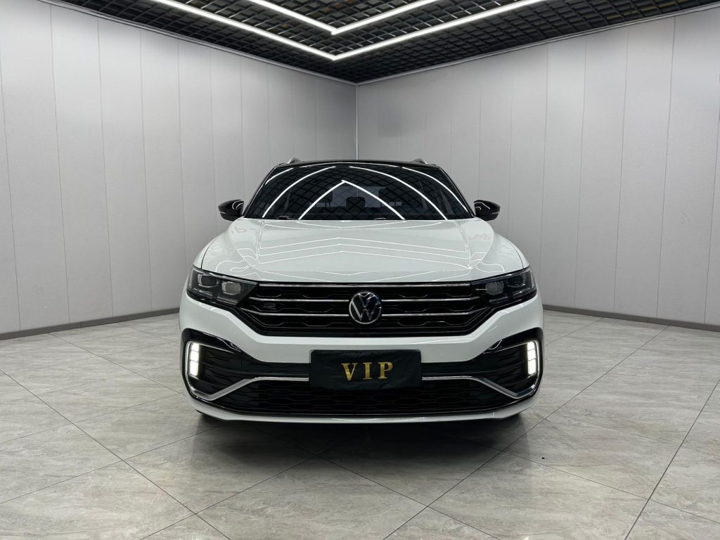 Volkswagen T-ROC 2022 года 280TSI DSG Передний привод R-Line Pro PLUS - Huishida Trading