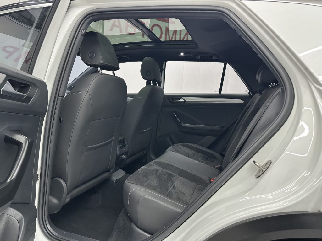 Volkswagen T-ROC 2022 года 280TSI DSG Передний привод R-Line Pro PLUS - Huishida Trading