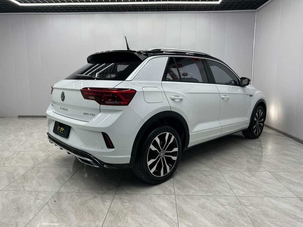 Volkswagen T-ROC 2022 года 280TSI DSG Передний привод R-Line Pro PLUS - Huishida Trading