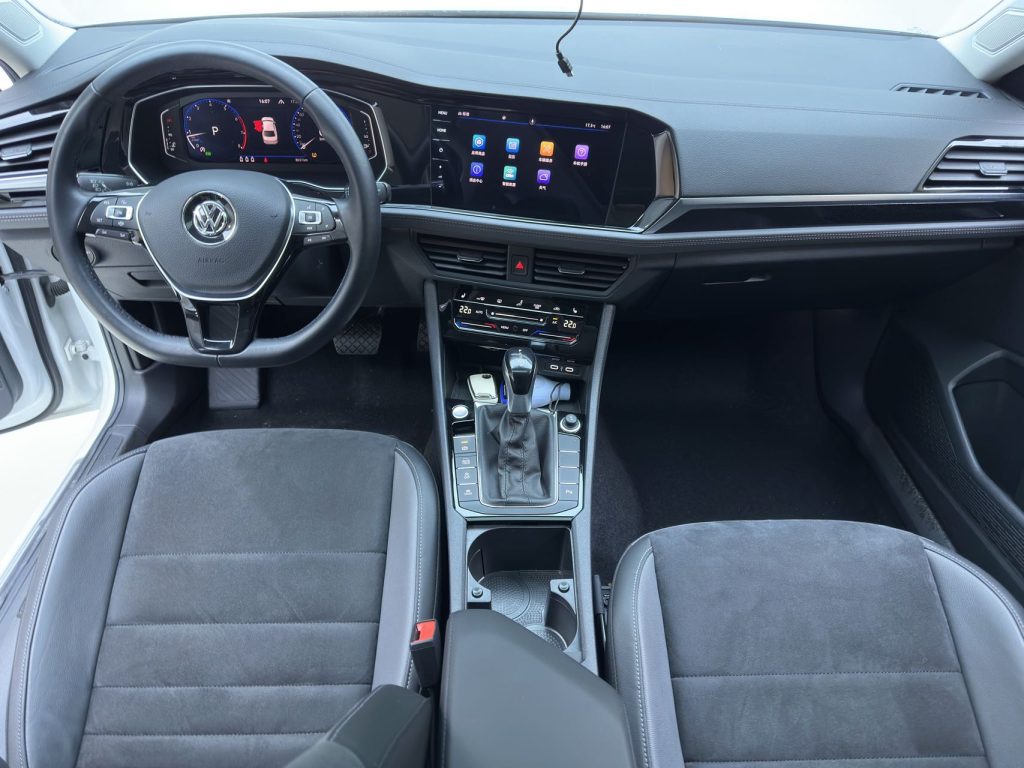 Volkswagen Sagitar 2022 года 280TSI DSG Excellence Edition - Huishida Trading