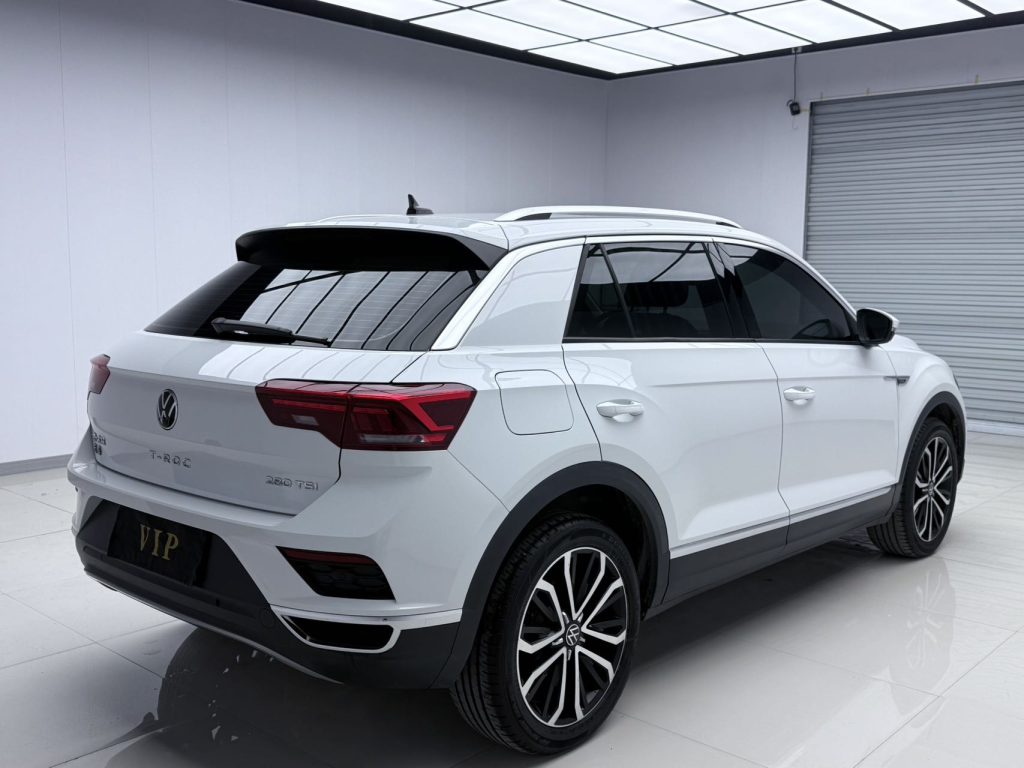 Volkswagen T-Roc 2022 280TSI DSG Двухколесный привод Comfort PLUS - Huishida Trading