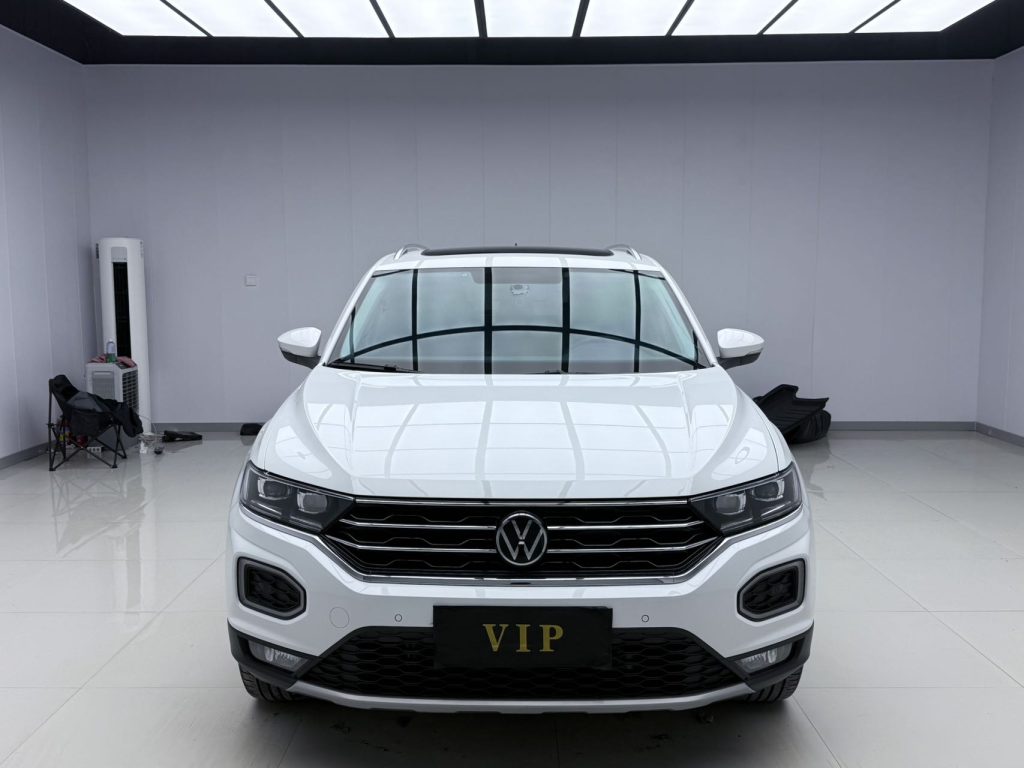 Volkswagen T-Roc 2022 280TSI DSG Двухколесный привод Comfort PLUS - Huishida Trading