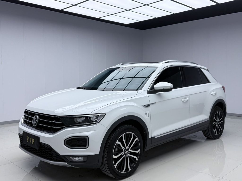 Volkswagen T-Roc 2022 280TSI DSG Двухколесный привод Comfort PLUS - Huishida Trading