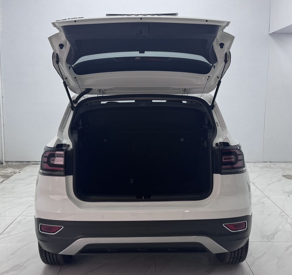 Volkswagen TACQUA Модель 2021 года, 1,5 л, автоматическая коробка передач, версия Yue Zhi Lian. - Huishida Trading