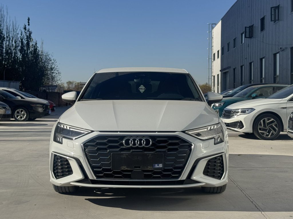 Audi A3 2021 Хэтчбек Progressive Sport - Huishida Trading