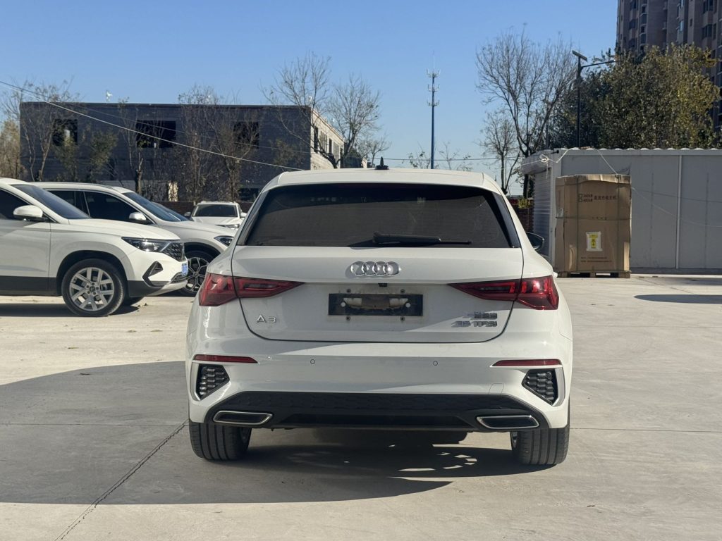 Audi A3 2021 Хэтчбек Progressive Sport - Huishida Trading