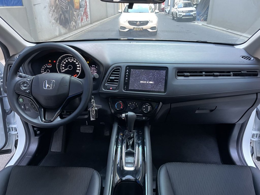 Honda Vezel 2020 1,5 л CVT Pioneer Edition - Huishida Trading