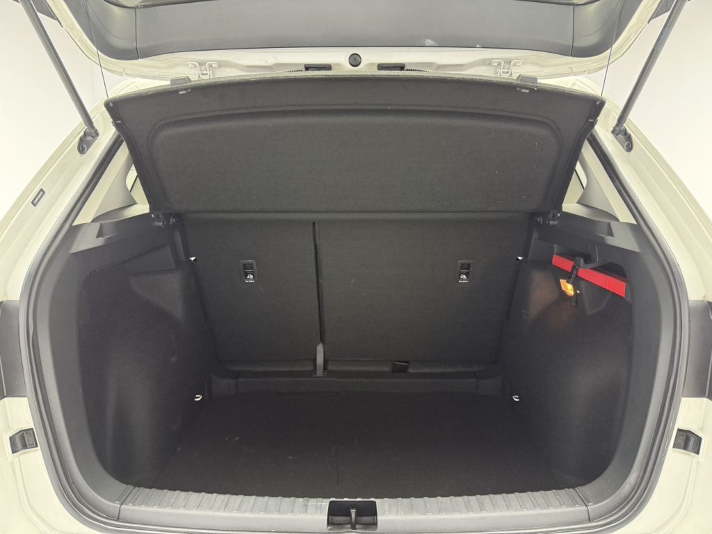 Volkswagen Tharu 2022 280TSI Comfort Edition, передний привод - Huishida Trading