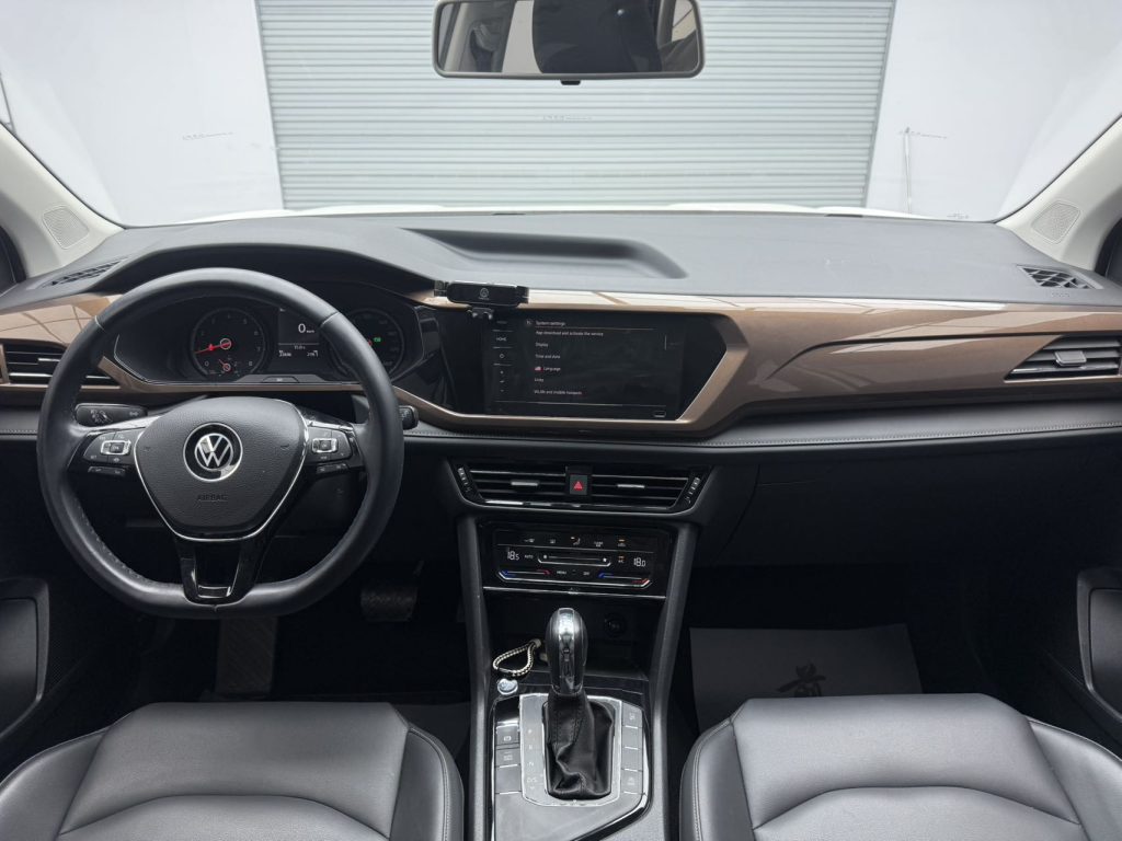 Volkswagen Tharu 2022 280TSI Comfort Edition, передний привод - Huishida Trading