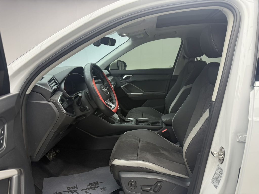 Audi Q3 2022 35 TFSI Sportline - Huishida Trading