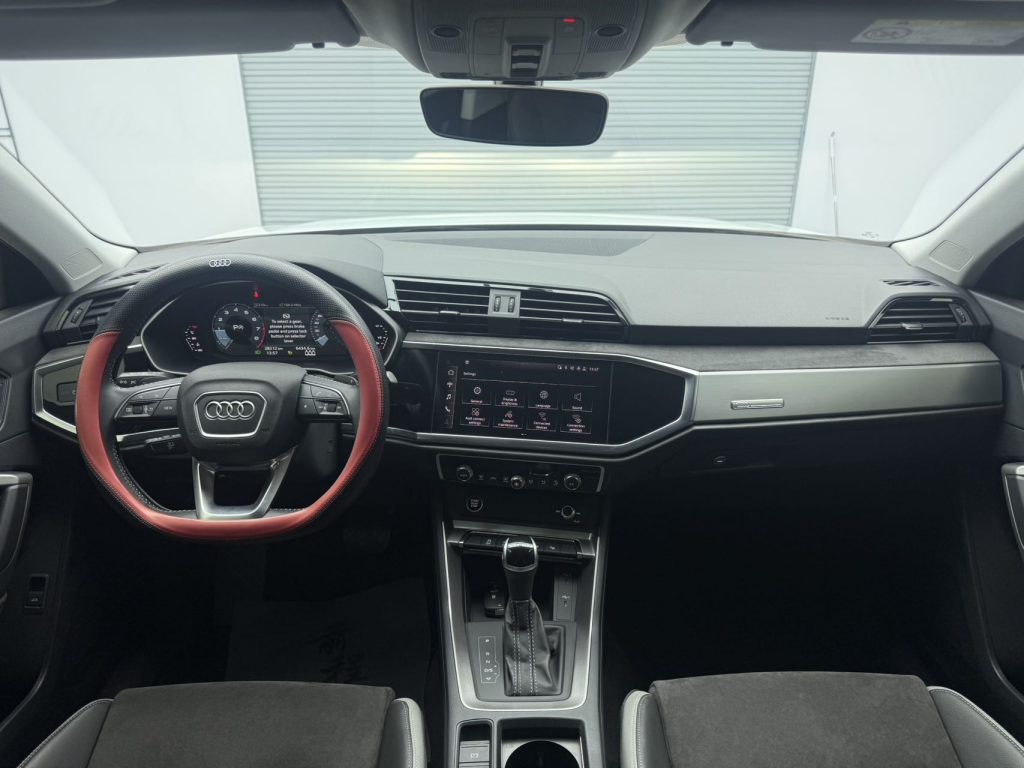 Audi Q3 2022 35 TFSI Sportline - Huishida Trading