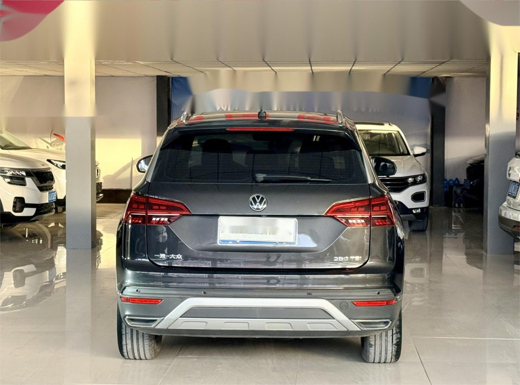 Volkswagen TAYRON 2022 280TSI Двухколесный привод Luxury Smart Connect Edition - Huishida Trading