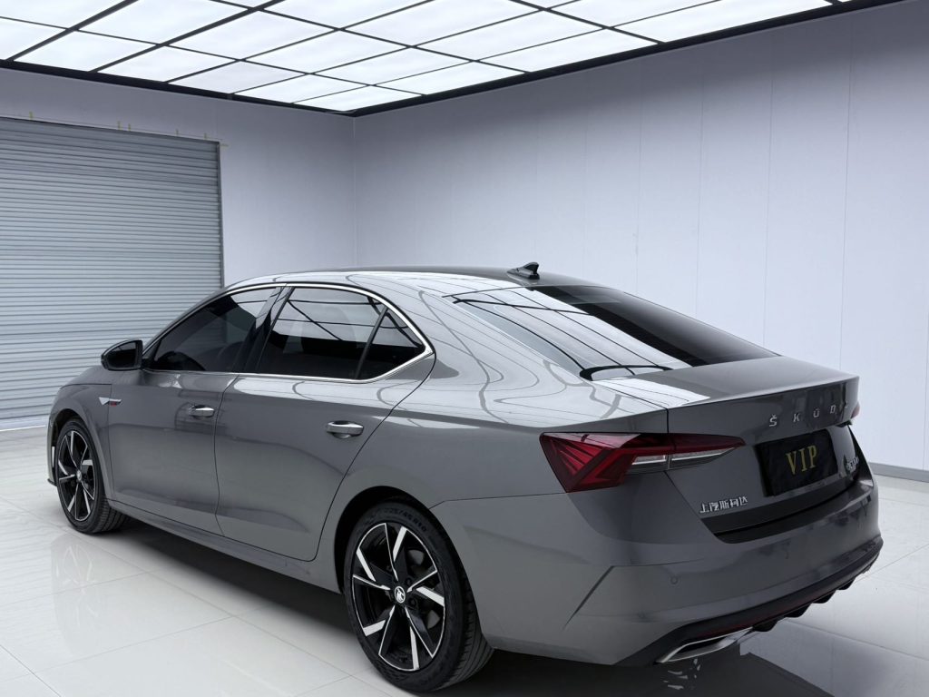 SKODA Octavia PRO Модель 2021 года PRO TSI280 DSG Prestige Edition - Huishida Trading