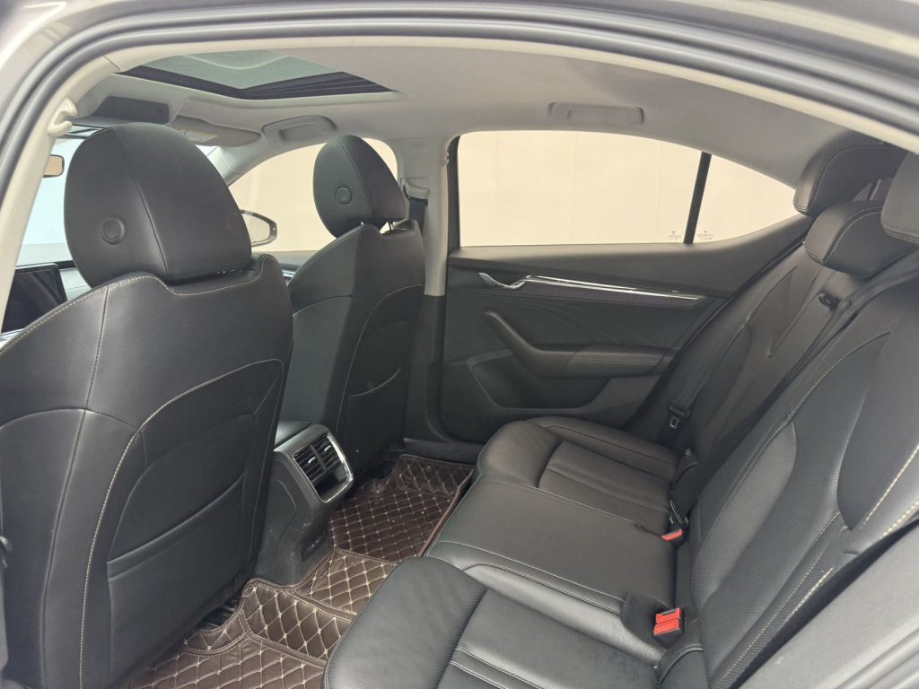 SKODA Octavia PRO Модель 2021 года PRO TSI280 DSG Prestige Edition - Huishida Trading