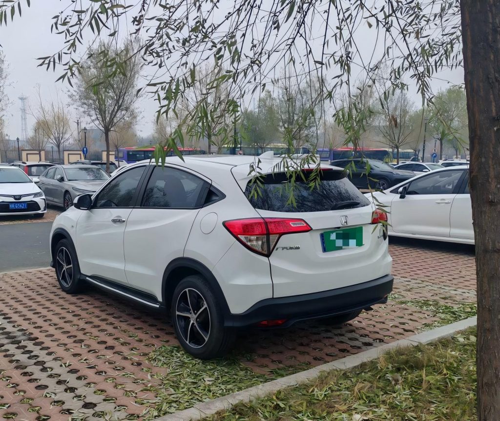 Honda Vezel 2022 Model 1.5L CVT Phantom Night·Pioneer Edition - Huishida Trading