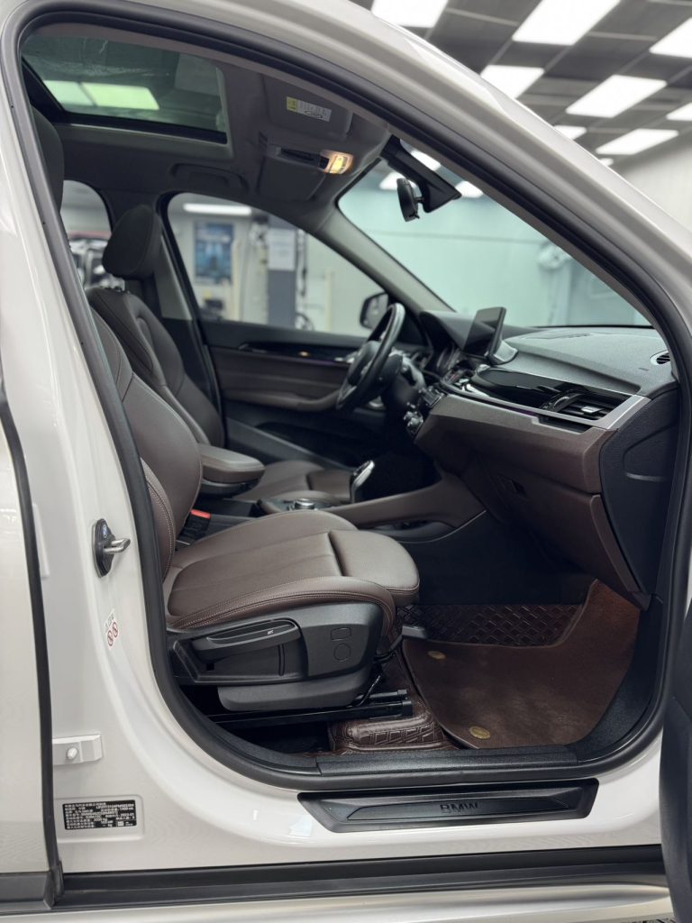 BMW X1 2022 sDrive20Li Fashion Edition - Huishida Trading