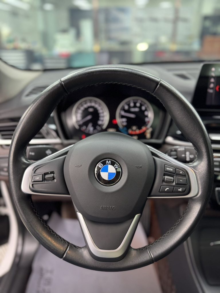 BMW X1 2022 sDrive20Li Fashion Edition - Huishida Trading