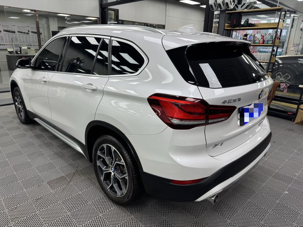 BMW X1 2022 sDrive20Li Fashion Edition - Huishida Trading