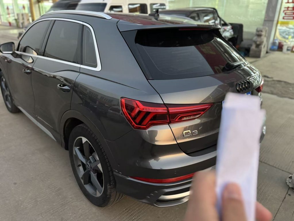 Audi Q3 2023 35 TFSI Sportline (1.4T) - Huishida Trading