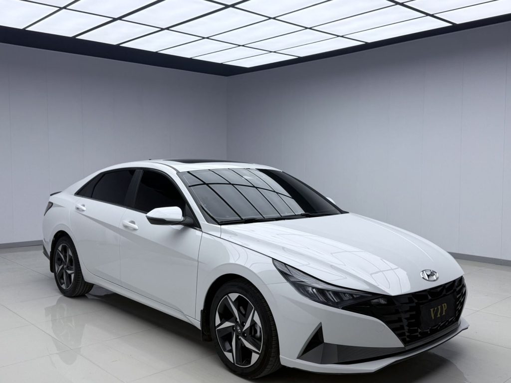 ELANTRA Модель 2022 года 1,5 л CVT LUX Prestige Edition - Huishida Trading