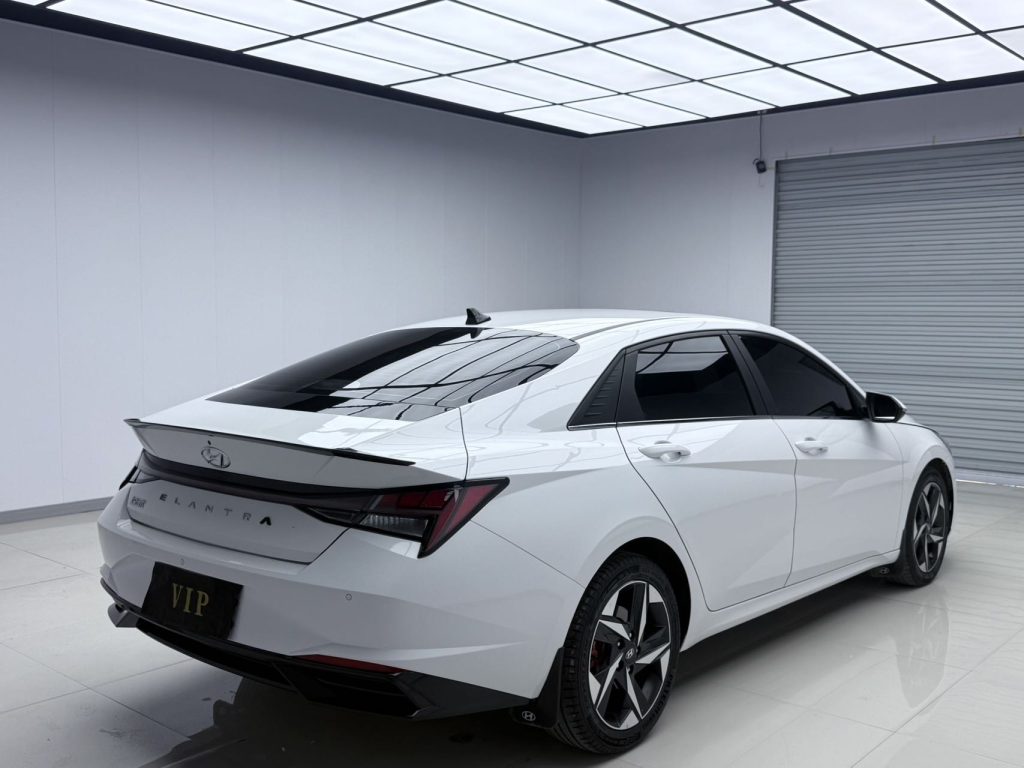 ELANTRA Модель 2022 года 1,5 л CVT LUX Prestige Edition - Huishida Trading