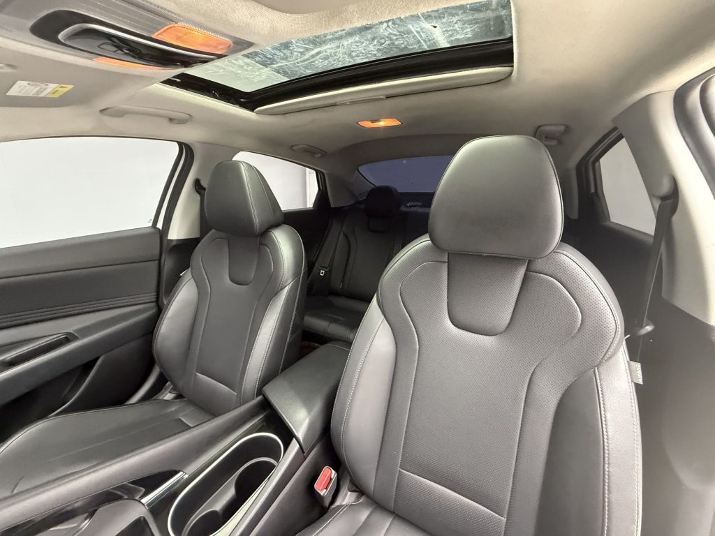 ELANTRA Модель 2022 года 1,5 л CVT LUX Prestige Edition - Huishida Trading