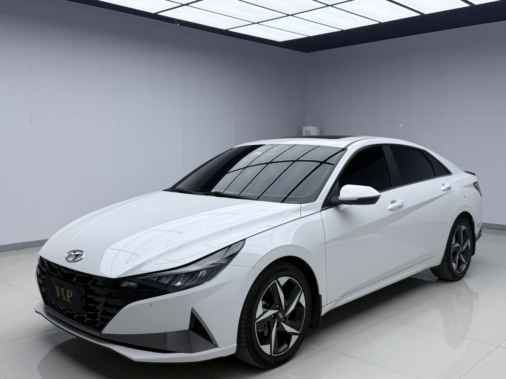 ELANTRA Модель 2022 года 1,5 л CVT LUX Prestige Edition