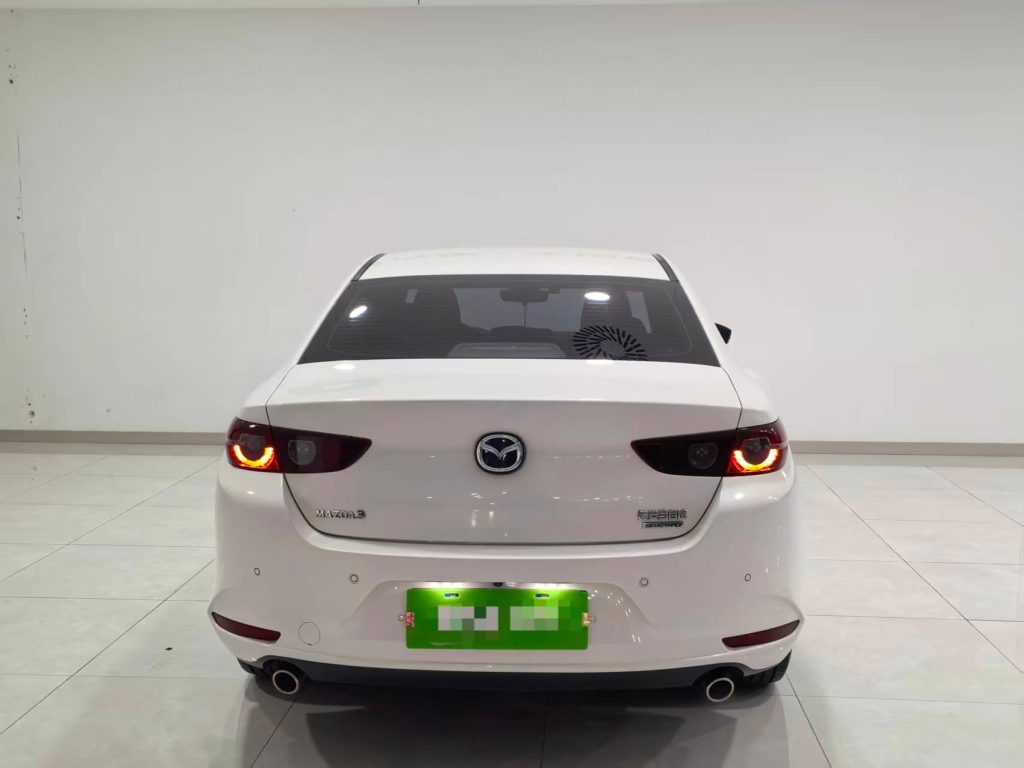 Mazda3 Axela 2022 Model 2.0L Automatic Premium Edition - Huishida Trading