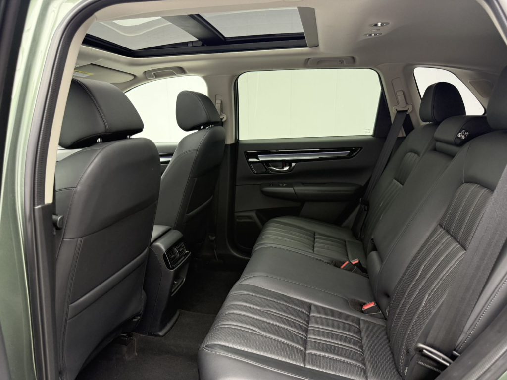 Honda BREEZE 2023 Модель 240TURBO 4WD Premium Edition 5-местный - Huishida Trading