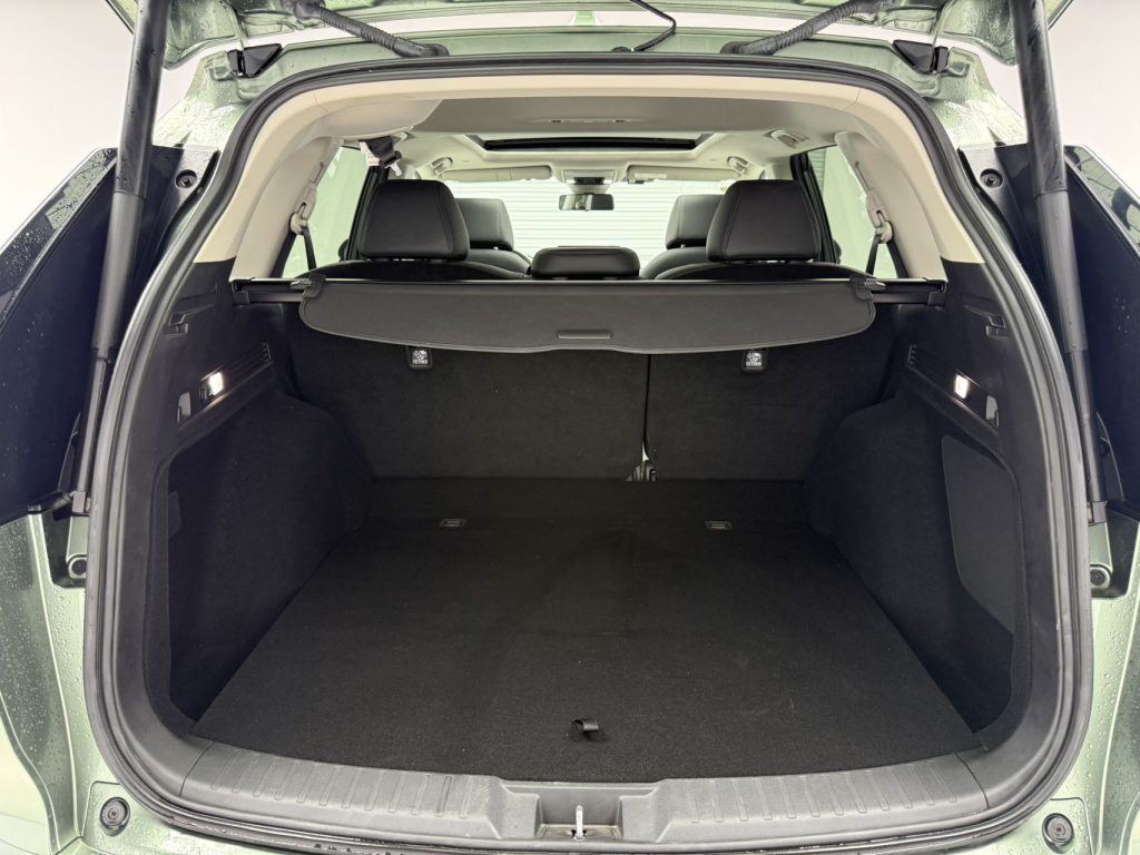 Honda BREEZE 2023 Модель 240TURBO 4WD Premium Edition 5-местный - Huishida Trading